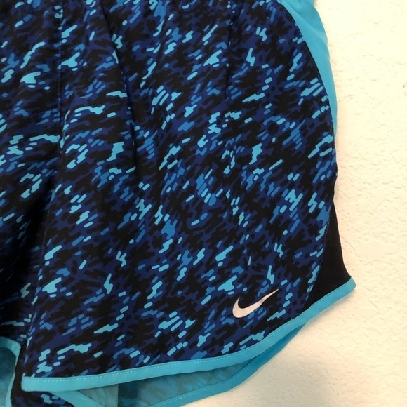 Nike Tempo Running Shorts Blue Patterned Dri-Fit - Picture 2 of 4